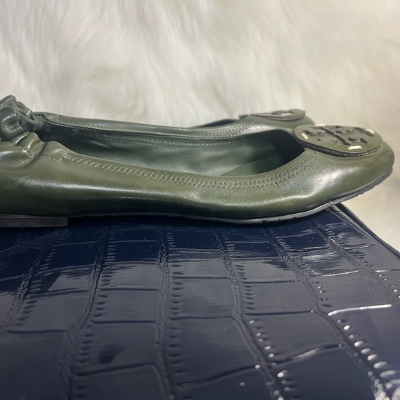 TORY BURCH GREEN MINNIE TRAVEL BALLET💚 - Picture 7 of 7
